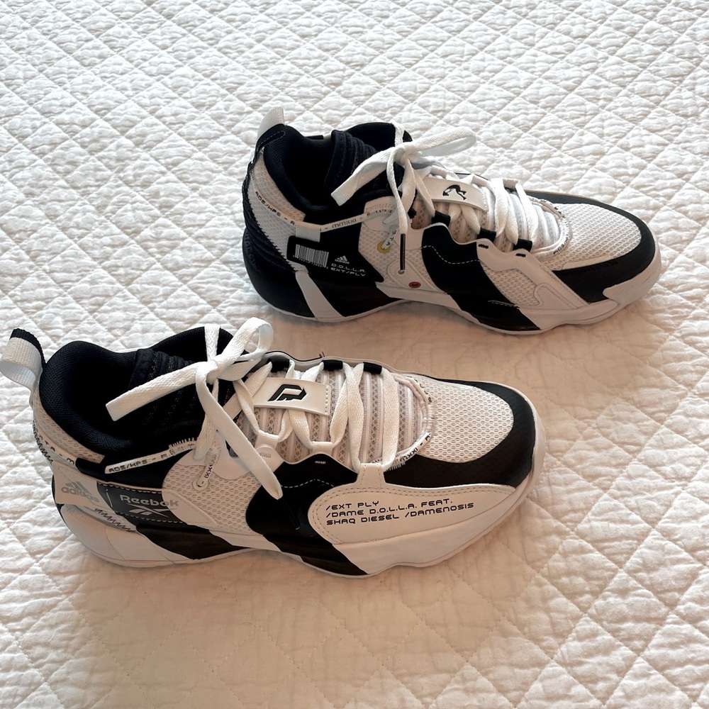 Adidas Dame Ext Ply Size 7 Men’s shoes